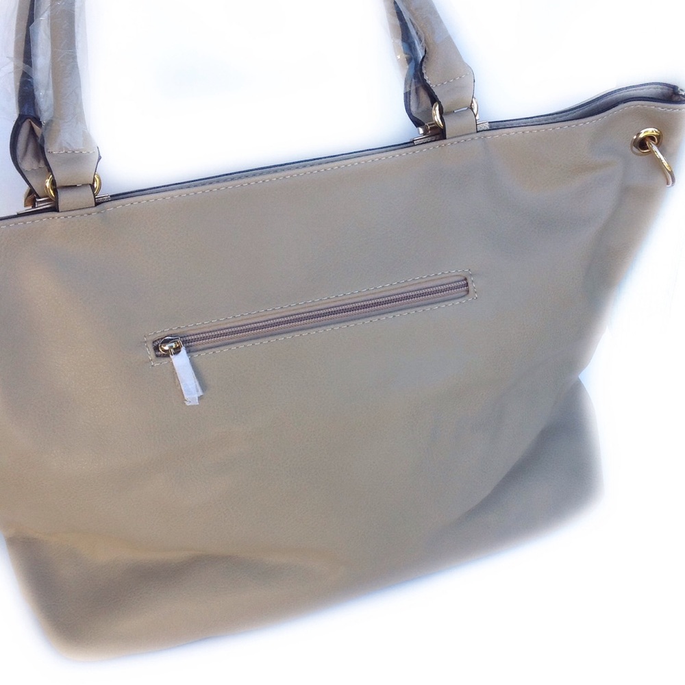 Host Pick Dulcedo Angela Tote - Picture 3 of 5